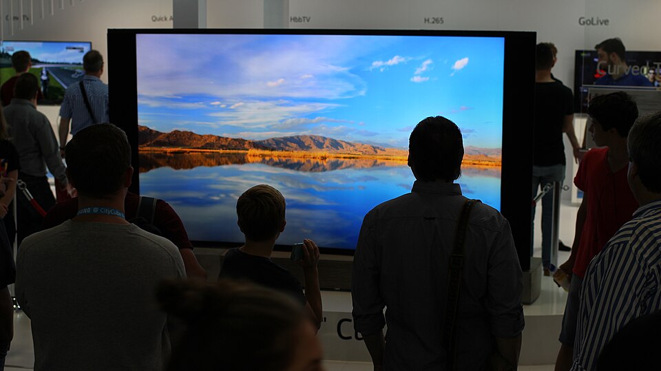 65-Inch Smart TV