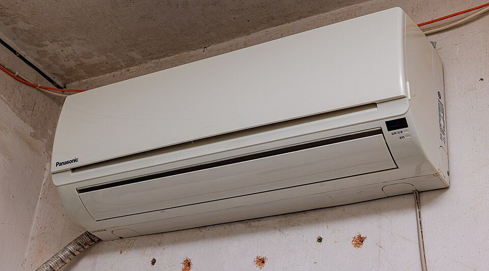 1 HP Split Air Conditioner